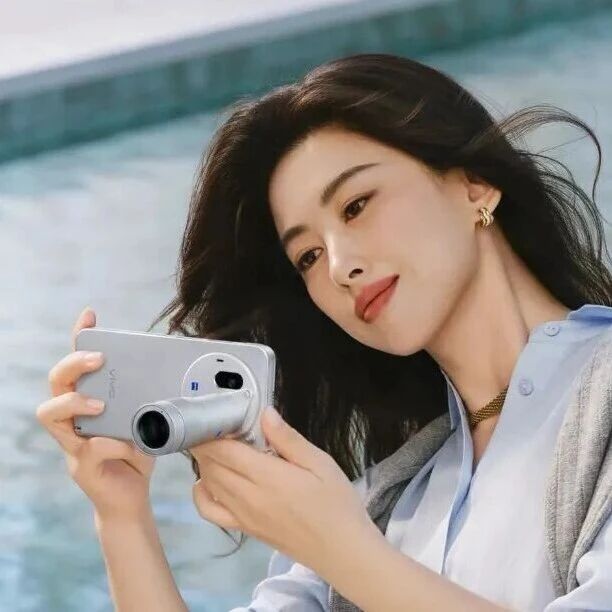 vivo X Fold6再预热，折叠小V单-八博网