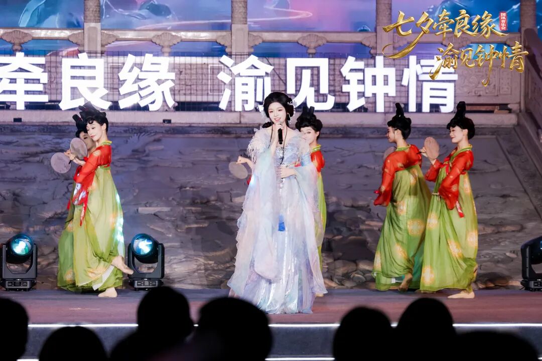 图片[35]-又被中式浪漫硬控了！网友：我那迷人的老祖宗可太有才了~ 🥰-八博网