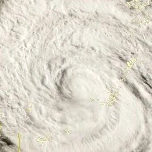 24小时警戒！特大暴雨！台风“白海豚”逼近-八博网