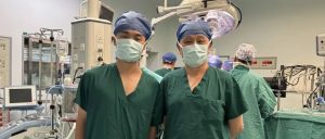 19年前被救下的男孩，如今和救命医生成了同事-八博网